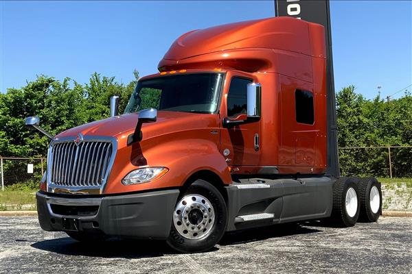 Xe Đầu Kéo Mỹ 1 Giường A26 Cummin